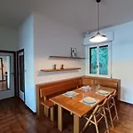 The Balcony On The Apartamento