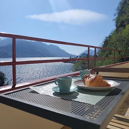 The Balcony On The 1 Appartement